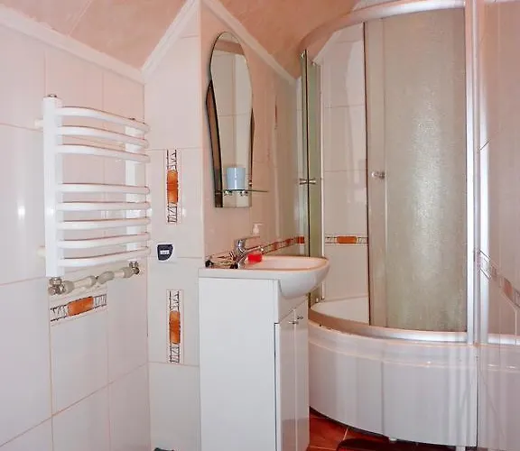 Sadyba Bilya Richky Maison d'hôtes Yaremtche